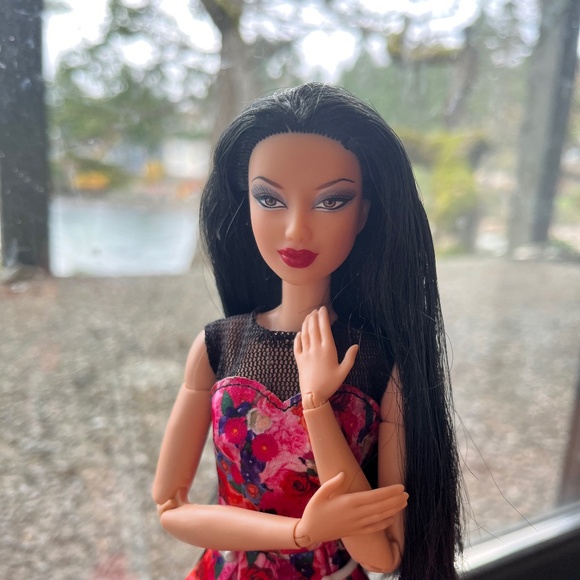 Barbie Other - Barbie Doll 2009 Basics Collection 001, Model 05